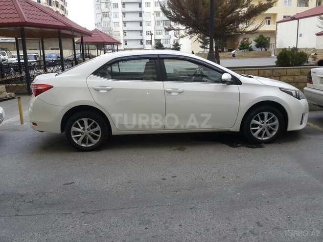Toyota Corolla 2013, 98,000 km - 1.6 l - Bakı