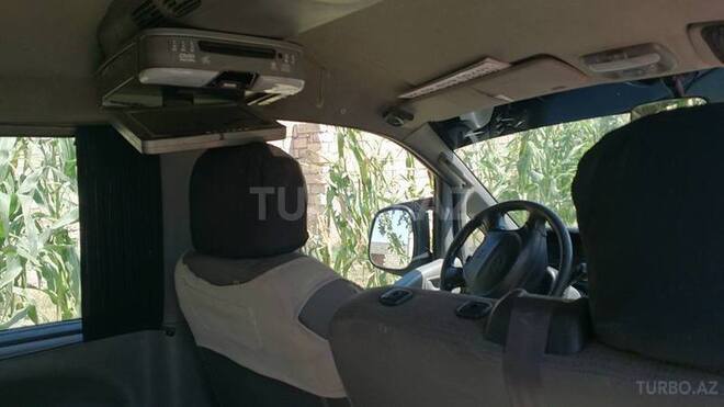 Hyundai H-1 2006, 178,636 km - 2.5 l - Bakı