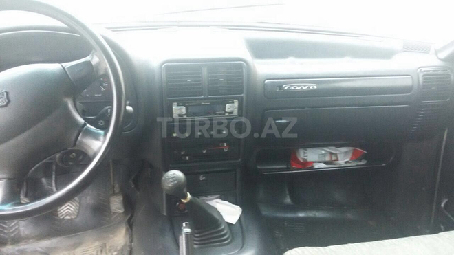 GAZ 3110 2003, 223,400 km - 2.4 л - Bakı