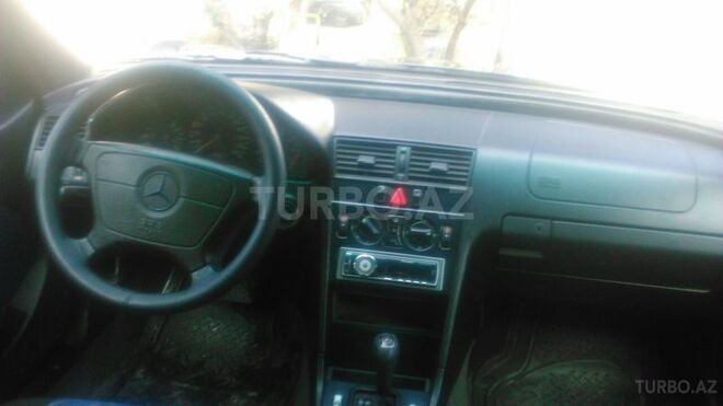 Mercedes C 180 1997, 356,000 km - 0.2 l - Bakı