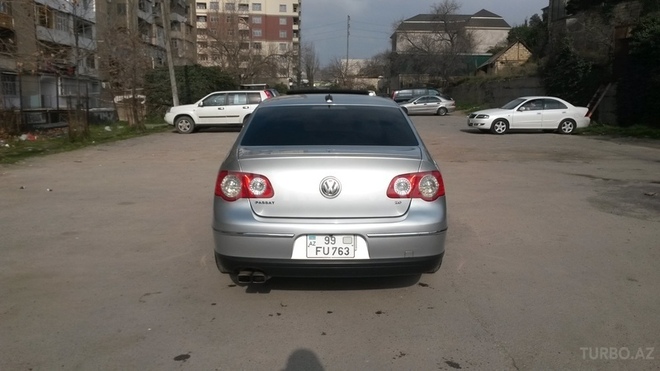 Volkswagen Passat 2005, 150,000 km - 2.0 l - Bakı