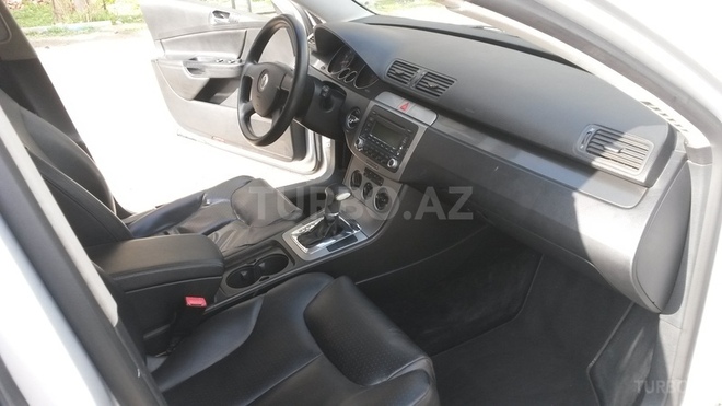 Volkswagen Passat 2005, 150,000 km - 2.0 l - Bakı