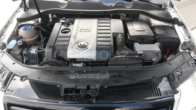 Volkswagen Passat 2005, 150,000 km - 2.0 l - Bakı