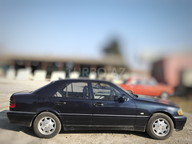 Mercedes C 200 1995, 282,000 km - 2.0 л - Bərdə
