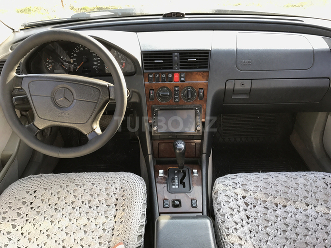 Mercedes C 200 1995, 282,000 km - 2.0 л - Bərdə