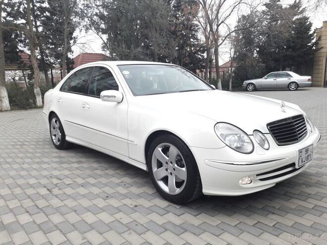 Mercedes E 240 2002, 126,000 km - 2.6 l - Bakı
