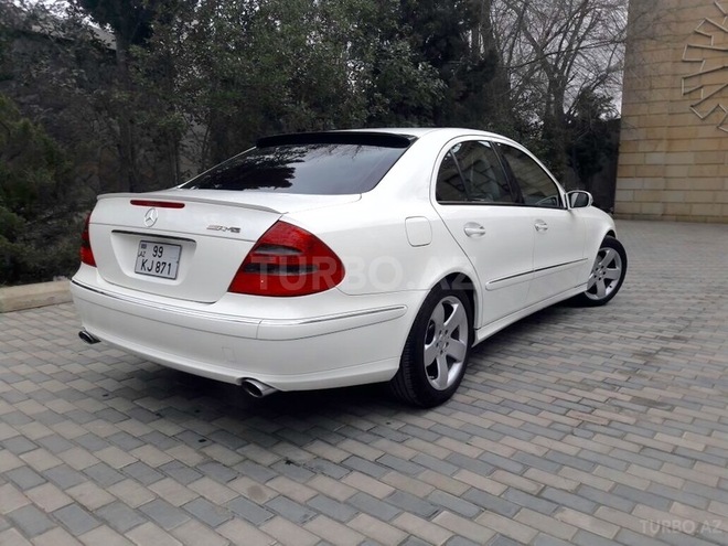 Mercedes E 240 2002, 126,000 km - 2.6 l - Bakı