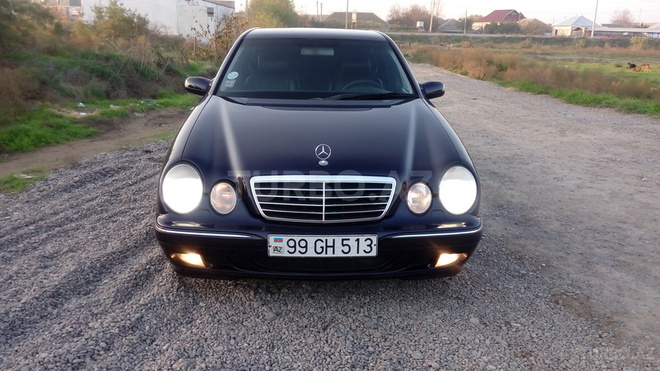 Mercedes E 200 2001, 270,400 km - 2.0 l - İmişli