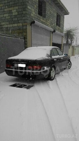 Mercedes E 230 1997, 268,478 km - 2.3 l - Masallı