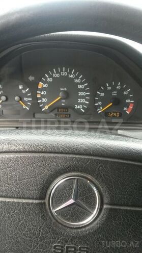 Mercedes E 230 1997, 268,478 km - 2.3 l - Masallı
