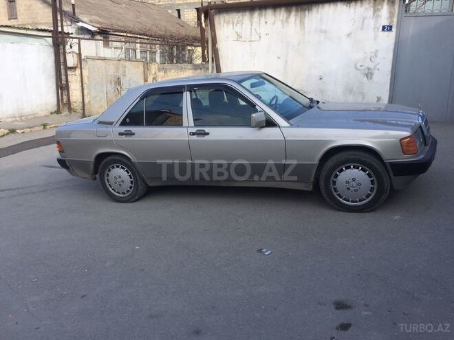 Mercedes 190 1989, 230,000 km - 2.0 л - Bakı