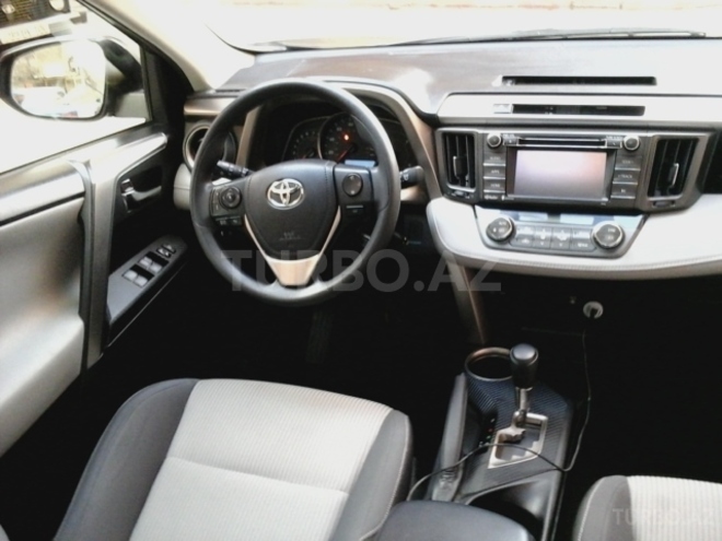 Toyota RAV4 2015, 14,000 km - 2.5 l - Bakı