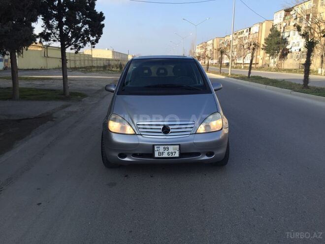Mercedes A 190 2000, 140,000 km - 1.9 л - Sumqayıt