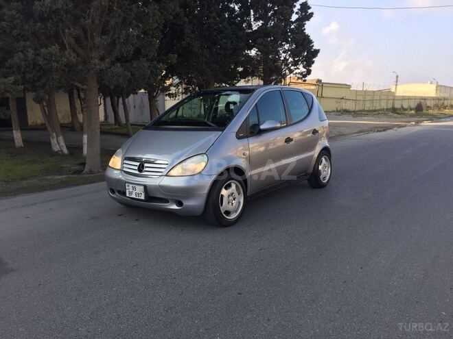 Mercedes A 190 2000, 140,000 km - 1.9 л - Sumqayıt
