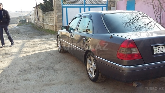 Mercedes C 180 1994, 318,500 km - 1.8 л - Bakı
