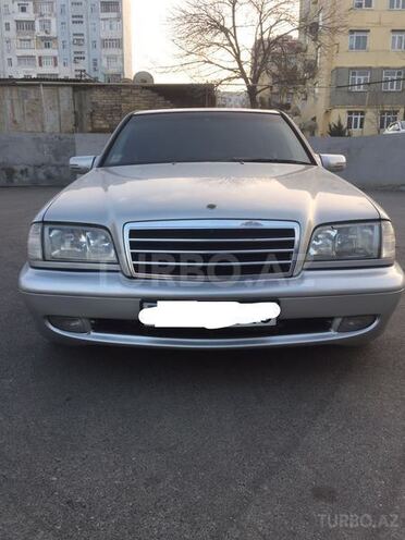 Mercedes C 240 2000, 253,000 km - 2.4 l - Sumqayıt