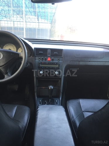 Mercedes C 240 2000, 253,000 km - 2.4 l - Sumqayıt