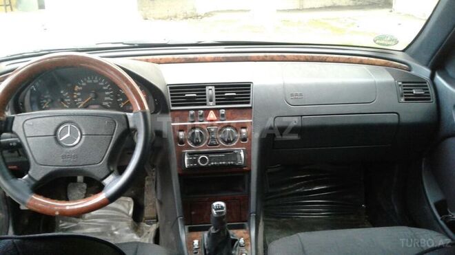 Mercedes C 220 1999, 374,000 km - 2.2 l - Bakı