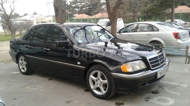 Mercedes C 220 1999, 374,000 km - 2.2 l - Bakı