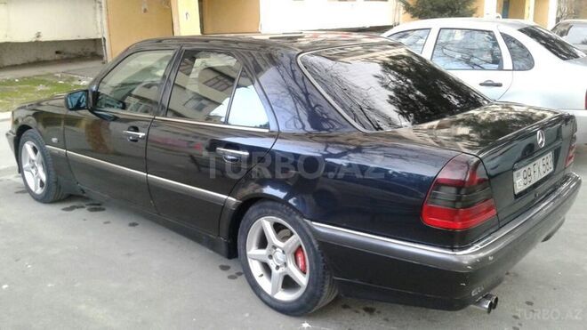 Mercedes C 220 1999, 374,000 km - 2.2 l - Bakı