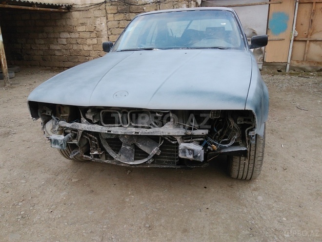BMW 525 1994, 258,000 km - 2.0 l - Bakı