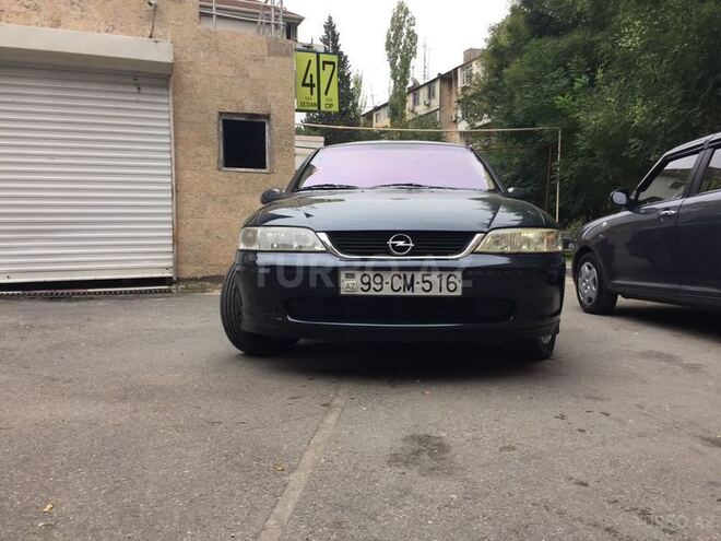 Opel Vectra 2002, 260,000 km - 2.0 l - Bakı