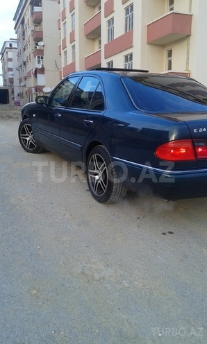 Mercedes E 240 1998, 236,484 km - 2.4 л - Bakı