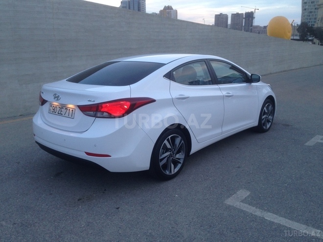Hyundai Elantra 2015, 12,972 km - 1.8 л - Bakı