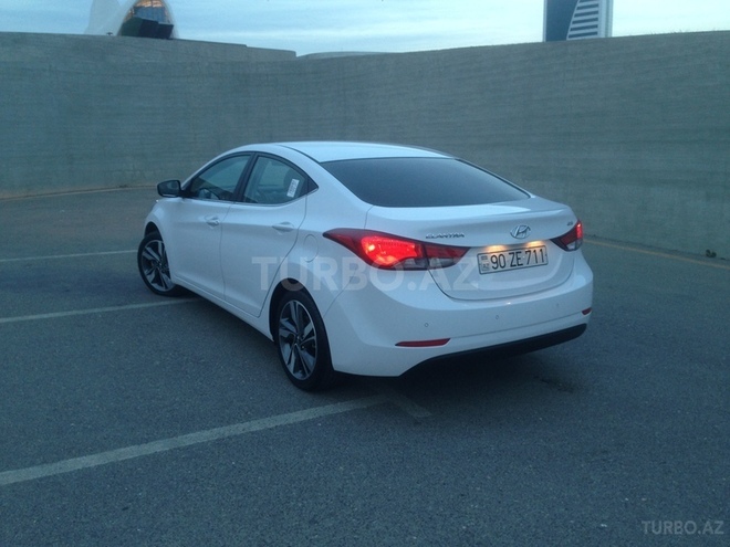 Hyundai Elantra 2015, 12,972 km - 1.8 л - Bakı