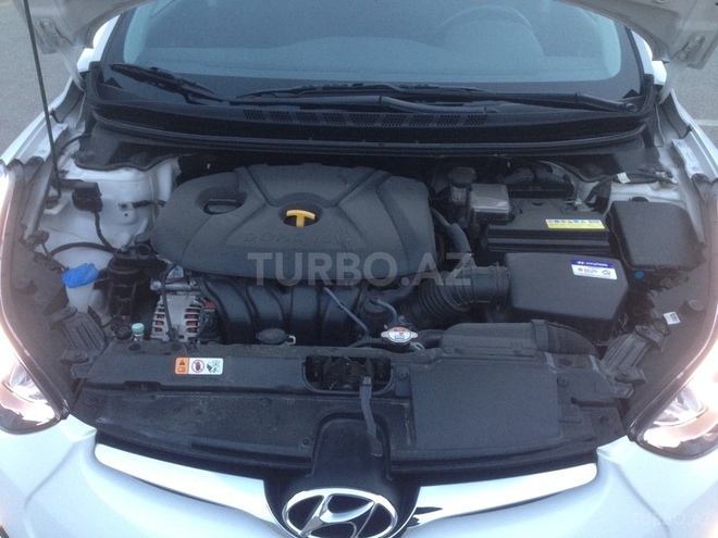 Hyundai Elantra 2015, 12,972 km - 1.8 л - Bakı
