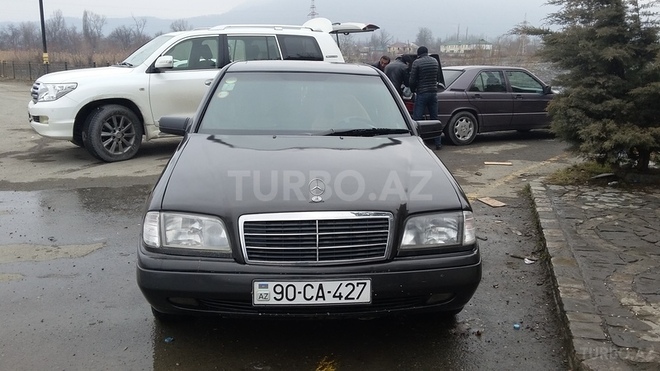 Mercedes C 180 1995, 300,020 km - 1.8 л - Qəbələ