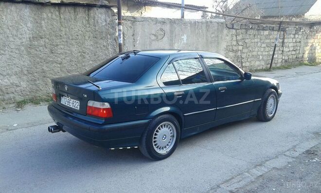BMW 318 1995, 220,000 km - 1.8 л - Sumqayıt
