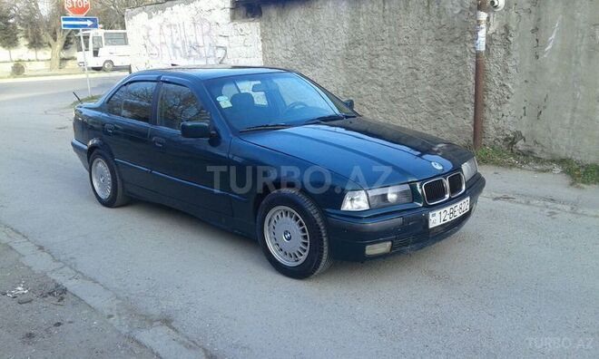 BMW 318 1995, 220,000 km - 1.8 л - Sumqayıt