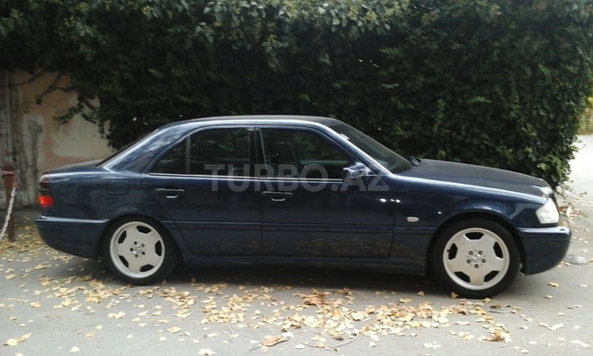 Mercedes C 200 1999, 193,000 km - 0.2 l - Bakı