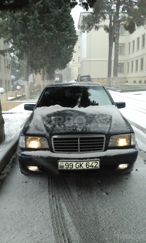 Mercedes C 200 1999, 193,000 km - 0.2 l - Bakı