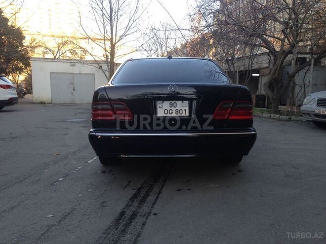 Mercedes E 320 1999, 161,000 km - 3.2 л - Bakı