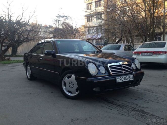 Mercedes E 320 1999, 161,000 km - 3.2 л - Bakı
