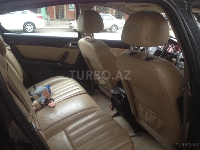 Peugeot 407 2005, 226,000 km - 2.0 l - Bakı