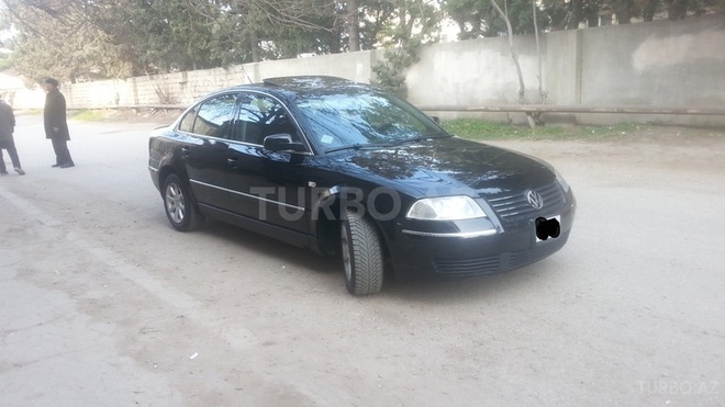 Volkswagen Passat 2003, 210,000 km - 1.8 l - Sumqayıt