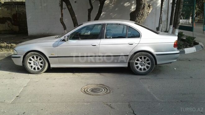 BMW 528 1996, 295,592 km - 2.8 l - Bakı