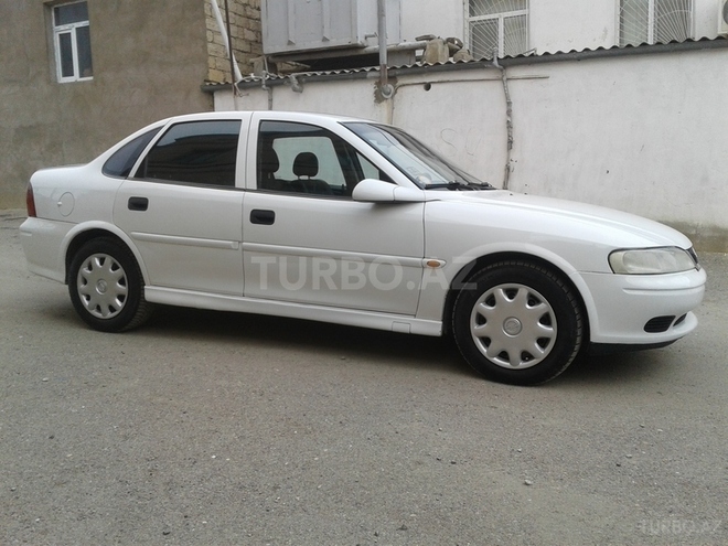 Opel Vectra 1999, 285,000 km - 1.8 l - Bakı