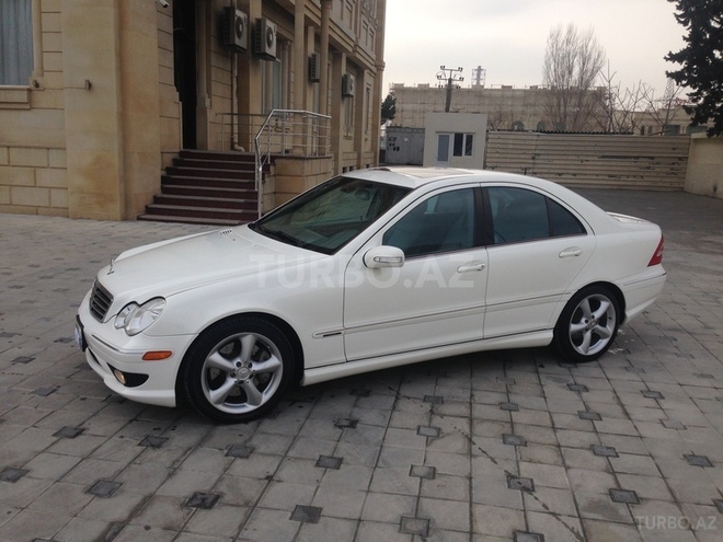 Mercedes C 230 2006, 144,000 km - 2.5 l - Bakı