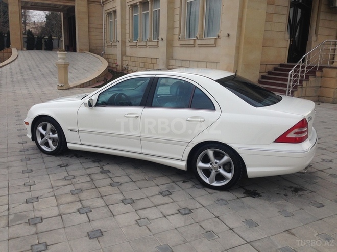 Mercedes C 230 2006, 144,000 km - 2.5 l - Bakı