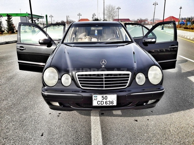 Mercedes E 320 2000, 325,000 km - 3.2 l - Ağdaş