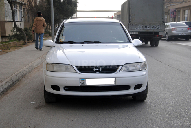 Opel Vectra 2000, 280,000 km - 1.8 л - Bakı