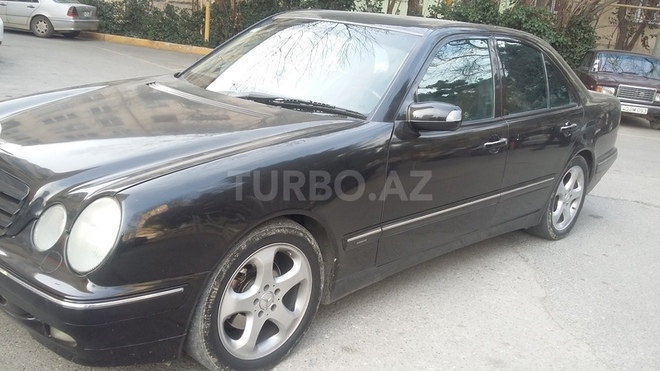 Mercedes E 320 1999, 281,000 km - 3.2 l - Bakı