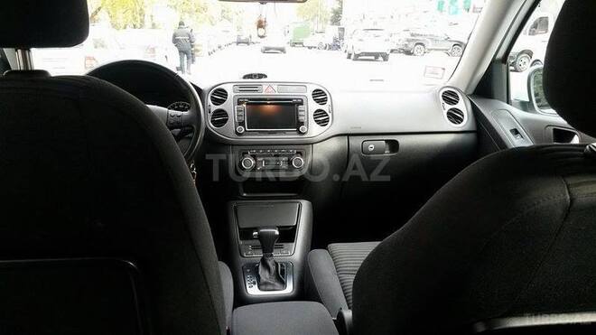 Volkswagen Tiguan 2010, 65,900 km - 2.0 l - Bakı