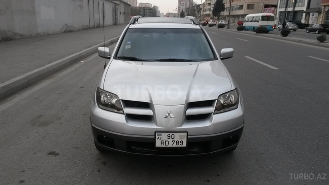 Mitsubishi Outlander 2002, 100,000 km - 2.4 l - Bakı