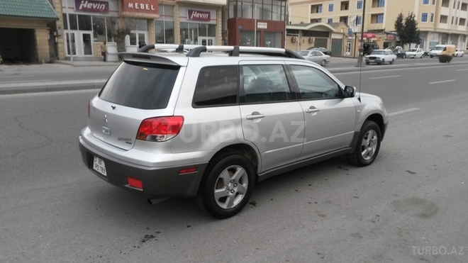 Mitsubishi Outlander 2002, 100,000 km - 2.4 l - Bakı