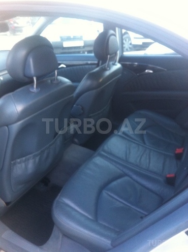 Mercedes E 270 2003, 180,366 km - 2.7 l - Şəki